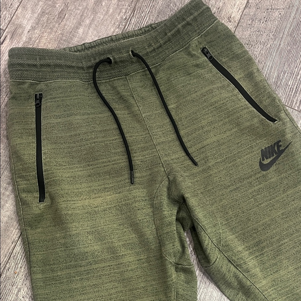 Nike Army Green Joggers with Black Details- Size Medium - Picture 3 of 6